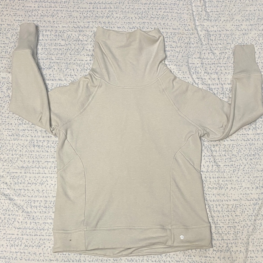Apana Light Gray Pullover